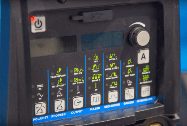 Front control panel of Maxtar 210 TIG/Stick welder